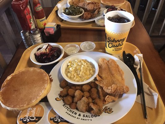 Johnny Cash’s Bar & BBQ by null