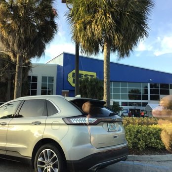 Best Buy - Naples - Electronics Near Me - Naples, Florida