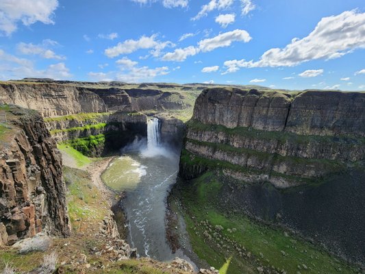 Palouse Falls State Park by null