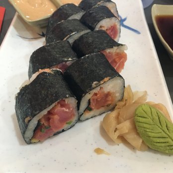 Sushi Tequila - Spicy Tuna Roll - Teppanyaki Near Me - Cancún, ROO Sushi Tequila - Spicy Tuna Roll - Teppanyaki Near Me - Cancún, ROO