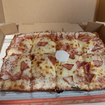 Jet's Pizza - Ham with turbo crust - Pizza Near Me - Middleton, Wisconsin Jet's Pizza - Ham with turbo crust - Pizza Near Me - Middleton, Wisconsin