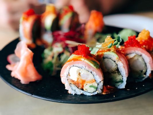 Single Fin Thai-Sushi Restaurant by null