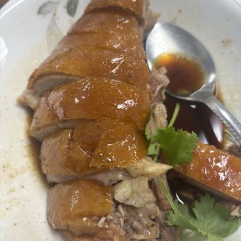 New Hong Kong - Roast duck, it just freshly done and being hung near the entrance, smelled so good coming in! - Chinese Near Me - Merced, California New Hong Kong - Roast duck, it just freshly done and being hung near the entrance, smelled so good coming in! - Chinese Near Me - Merced, California