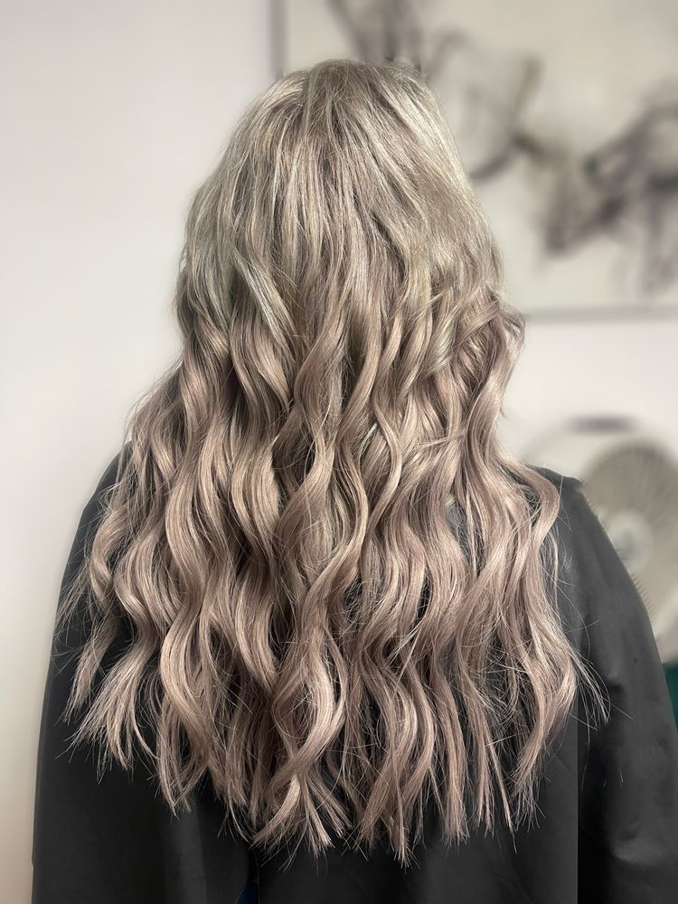 Hair by JennyRae Logo