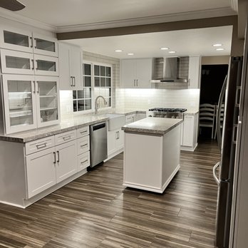 Coastal Kitchen & Bath Remodeling - a view of the kitchen - General Contractors Near Me - Anaheim, California Coastal Kitchen & Bath Remodeling - a view of the kitchen - General Contractors Near Me - Anaheim, California