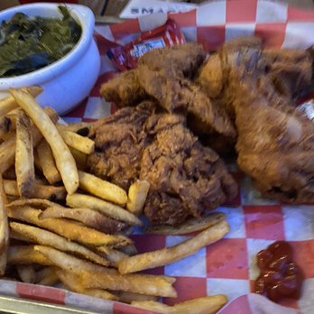 Smack Shack - Southern fried chicken dinner - Seafood Near Me - Minneapolis, Minnesota
