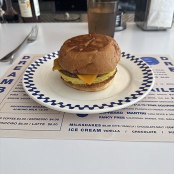 Dreamboat - Breakfast sandwich - Vegan Near Me - San Diego, California Dreamboat - Breakfast sandwich - Vegan Near Me - San Diego, California