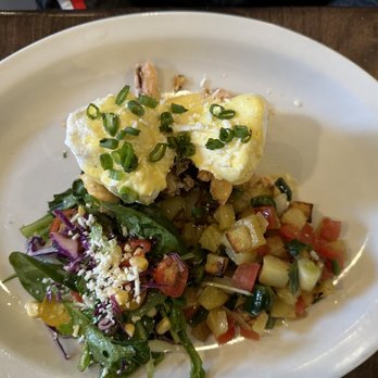Hugo's Invitados - Egg Benedict - Seafood Near Me - Irving, Texas Hugo's Invitados - Egg Benedict - Seafood Near Me - Irving, Texas