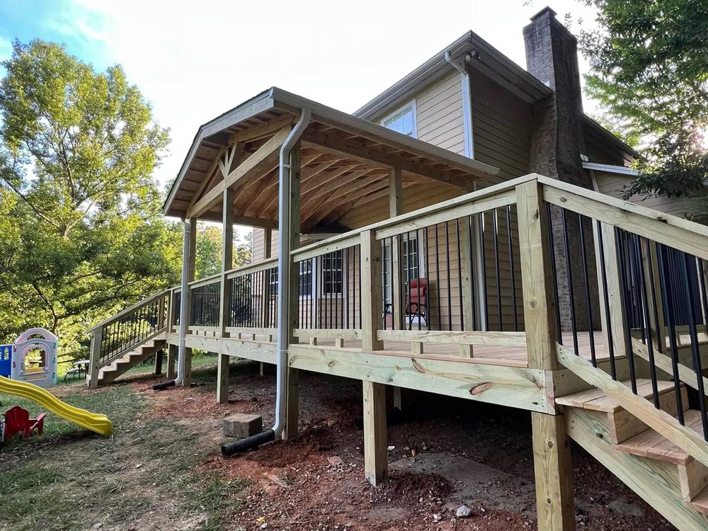 Slide of Dixie Restoration and Construction