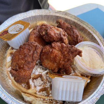 Taste Buds - Chicken and Waffle! Killer! - Soul Food Near Me - Vineland, New Jersey