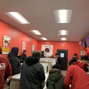 Kung Fu Tea - Williston Park - The line at the new Kung Fu Tea - Bubble Tea Near Me - Williston Park, New York