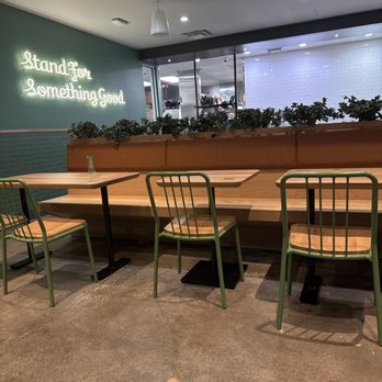 Shake Shack Wesley Chapel - Burgers Near Me - Lutz, Florida Shake Shack Wesley Chapel - Burgers Near Me - Lutz, Florida