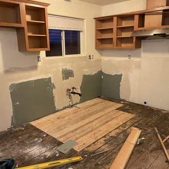 NW Falcon construction - Painters Near Me