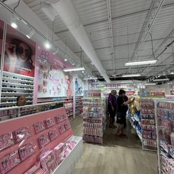 Miniso - Inside