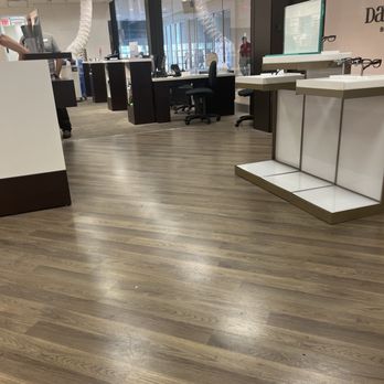 LensCrafters - Waiting Area - Eyewear & Opticians Near Me - Altamonte Springs, Florida