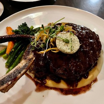 The Conche - Cocktail Bars Near Me - Leesburg, Virginia