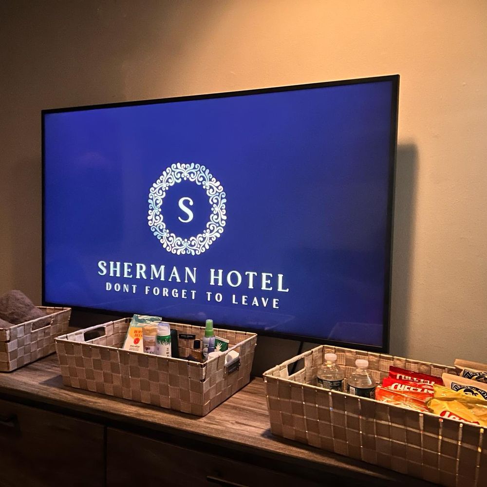 The Sherman Hotel - The Beautifully presented expensive baskets - Bed & Breakfast Near Me The Sherman Hotel - The Beautifully presented expensive baskets - Bed & Breakfast Near Me