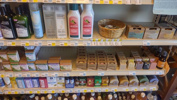 Joshua Tree Health Foods by null