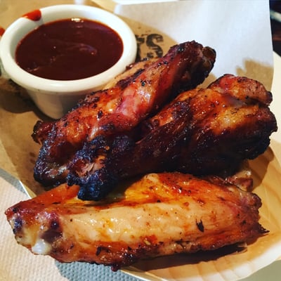 Settlers Tavern by null