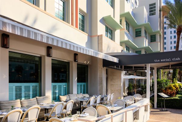 Kimpton Surfcomber Hotel by null