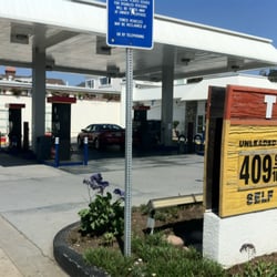 Thrifty Gas Station