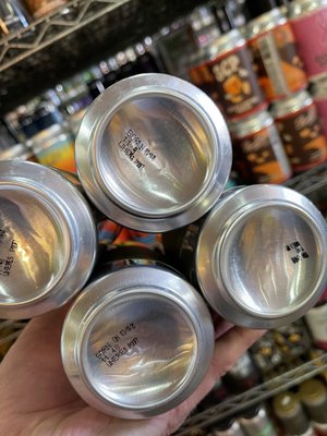 Alex's Market & Grill