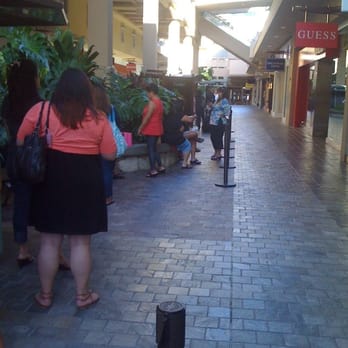 Bath & Body Works - line at 830am grand opening May 2011 - Cosmetics & Beauty Supply Near Me - Honolulu, Hawaii Bath & Body Works - line at 830am grand opening May 2011 - Cosmetics & Beauty Supply Near Me - Honolulu, Hawaii