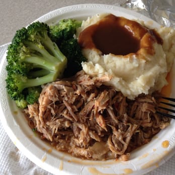 Terrace Café - Vinegary and spicy pulled pork with mashed potatoes and broccoli. - Cafeteria Near Me - Chapel Hill, North Carolina Terrace Café - Vinegary and spicy pulled pork with mashed potatoes and broccoli. - Cafeteria Near Me - Chapel Hill, North Carolina