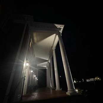 The Beland Mansion - Nicely lit up at night at Beland Mansion. - Hotels Near Me - Fort Smith, Arkansas The Beland Mansion - Nicely lit up at night at Beland Mansion. - Hotels Near Me - Fort Smith, Arkansas
