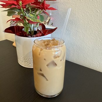 Calioh Coffee - Cold brew with oatmilk and honey (for here) - Coffee & Tea Near Me - Moorpark, California