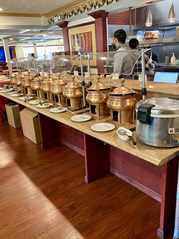 Yeti Restaurant - Photo 2