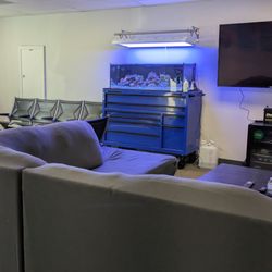 Breeze Brakes - They have a large waiting room with comfy seating