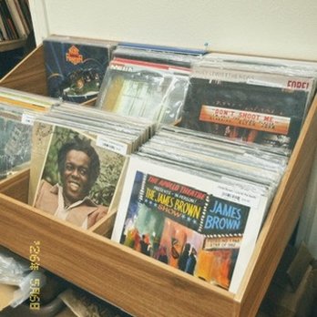 The Spin Coffee and Vinyl - records - Coffee & Tea Near Me - Dallas, Texas