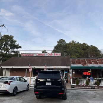Margie & Ray's Crabhouse - Seafood Near Me - Virginia Beach, Virginia Margie & Ray's Crabhouse - Seafood Near Me - Virginia Beach, Virginia