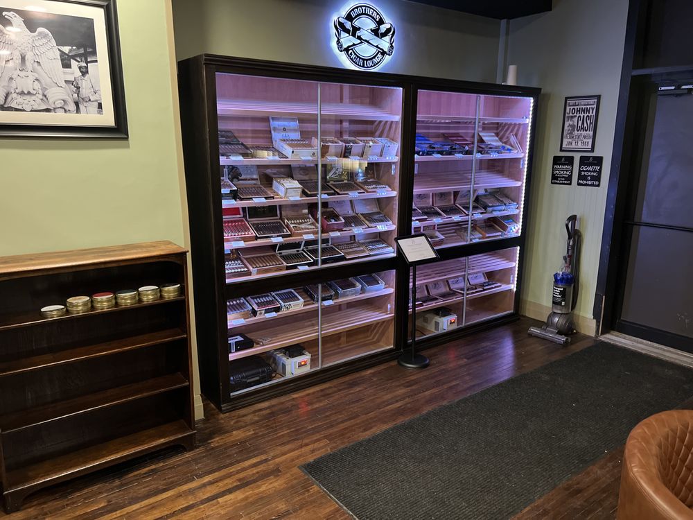 Brothers Cigar Lounge Logo