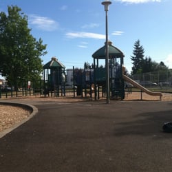 Highland Park Playground - Play structure