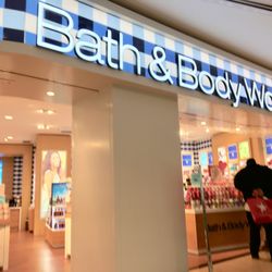 Bath & Body Works - 7th Floor Storefront