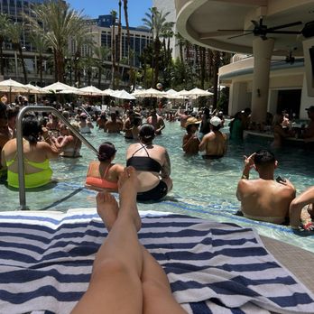 Flamingo Las Vegas - Hotels Near Me - Las Vegas, Nevada Flamingo Las Vegas - Hotels Near Me - Las Vegas, Nevada