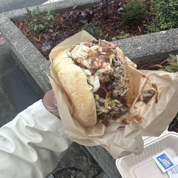 Barbecue - Pulled pork sandwich - Barbeque Near Me - Port Angeles, Washington Barbecue - Pulled pork sandwich - Barbeque Near Me - Port Angeles, Washington