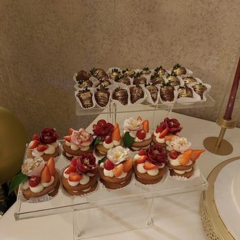 Macarons by Mila Pastry - Custom Cakes Near Me Macarons by Mila Pastry - Custom Cakes Near Me