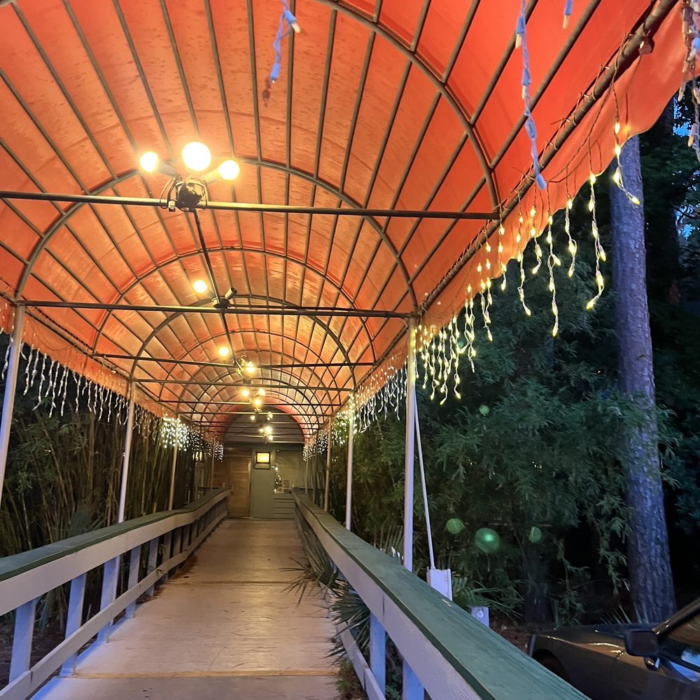Hinoki - Outside restaurant - Japanese Near Me - Hilton Head Island, South Carolina