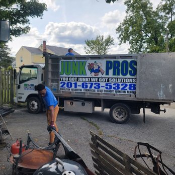 junk pros - Junk Removal & Hauling Near Me
