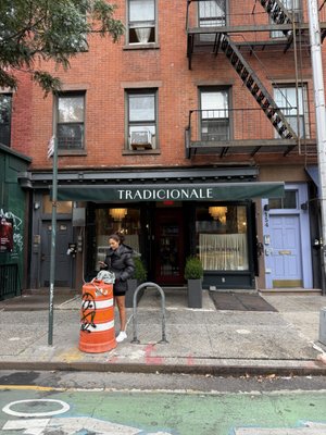 Tradicionale by null