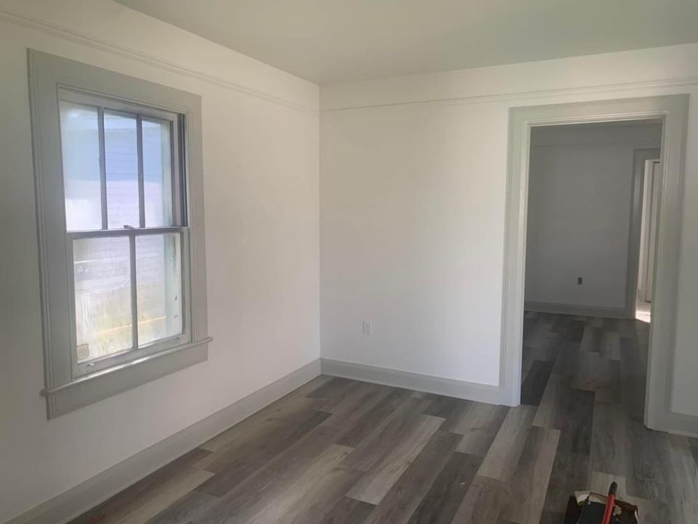 Slide of Handyman Express