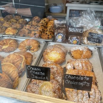 Orange Inn - Bakery - Breakfast & Brunch Near Me - Laguna Beach, California Orange Inn - Bakery - Breakfast & Brunch Near Me - Laguna Beach, California