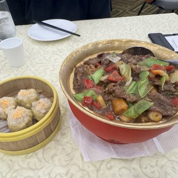 HL Peninsula - Pork and shrimp 3003. Pork & Crab Roe Siu Mol & 1324. Beef & Rice Noodles with Sha Cha Sauce - Dim Sum Near Me - Castro Valley, California HL Peninsula - Pork and shrimp 3003. Pork & Crab Roe Siu Mol & 1324. Beef & Rice Noodles with Sha Cha Sauce - Dim Sum Near Me - Castro Valley, California