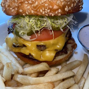 Bernie's - Burger - New American Near Me - Brooklyn, New York
