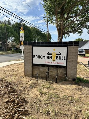 Bohemian Bull by null
