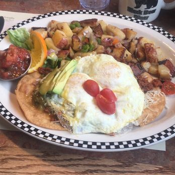 Black Bear Diner Reno - Huevos rancheros breakfast plate - American Near Me - Reno, Nevada Black Bear Diner Reno - Huevos rancheros breakfast plate - American Near Me - Reno, Nevada