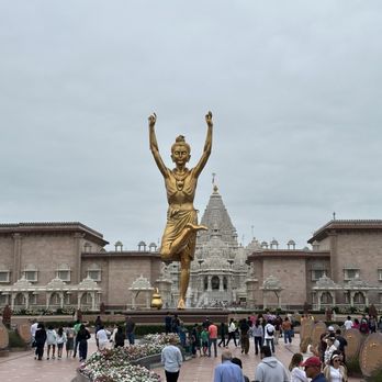 BAPS Swaminarayan Akshardham - Hindu Temples Near Me - Robbinsville, New Jersey